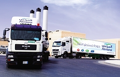 WABCO wird die Almarai-Flotte von mehr als 1.300 LKW mit dem zeitgemäßen Transics-Flottenmanagementsystem ausstatten und dadurch die Sicherheit und Betriebseffizienz des Lebensmittelunternehmens weiter verbessern.